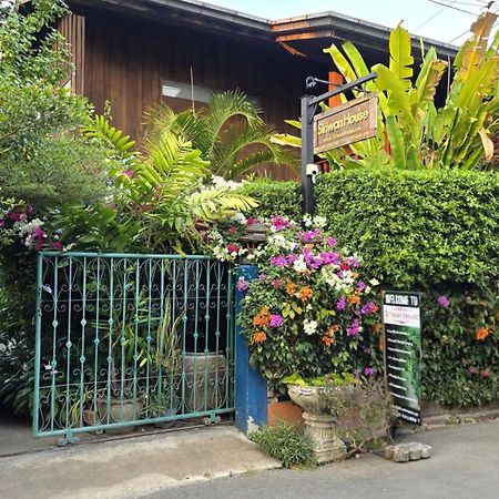 Siriwan Hostel Csiangmaj Kültér fotó