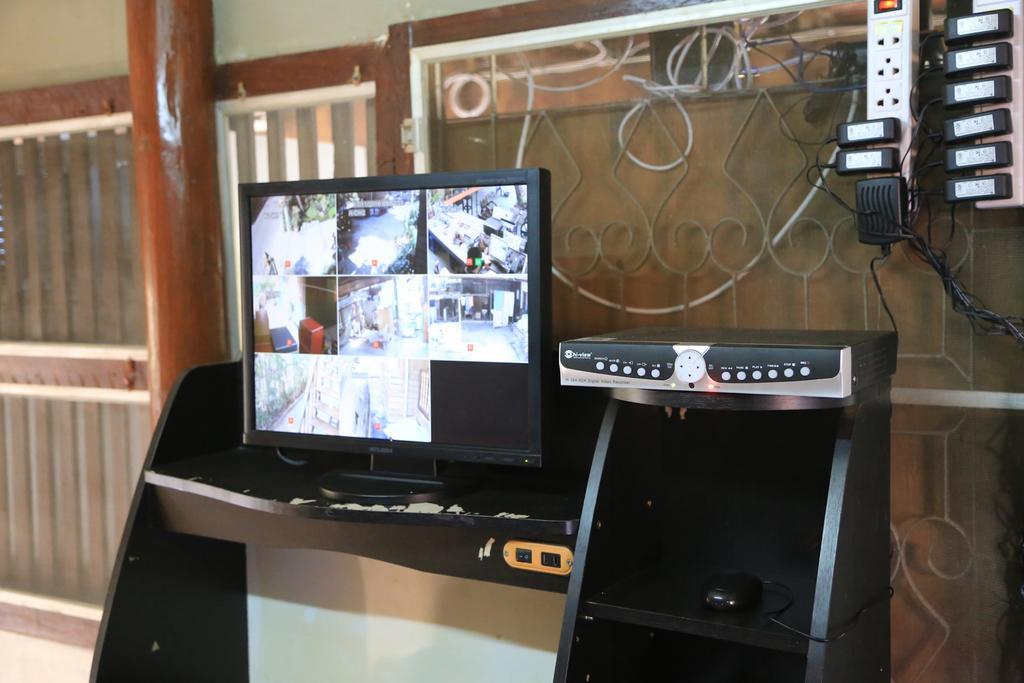 Siriwan Hostel Csiangmaj Kültér fotó