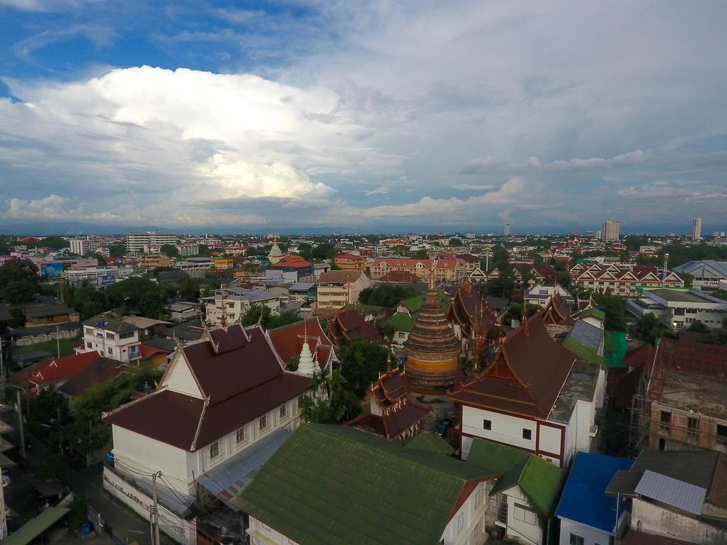 Siriwan Hostel Csiangmaj Kültér fotó
