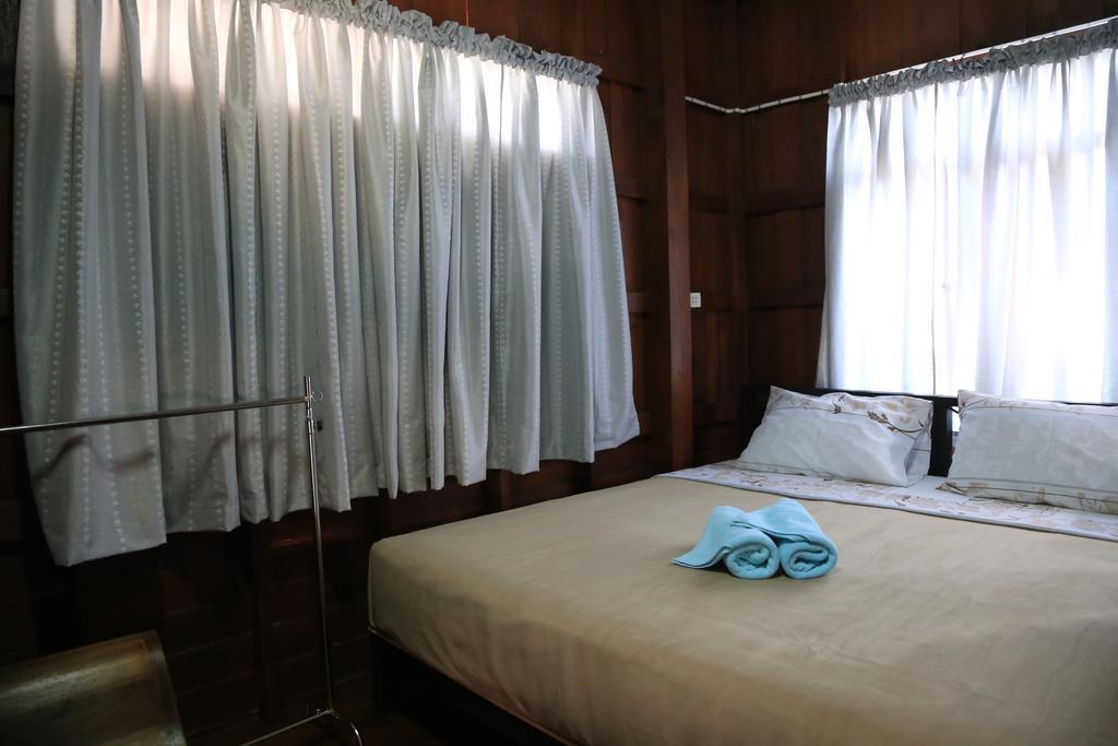 Siriwan Hostel Csiangmaj Kültér fotó