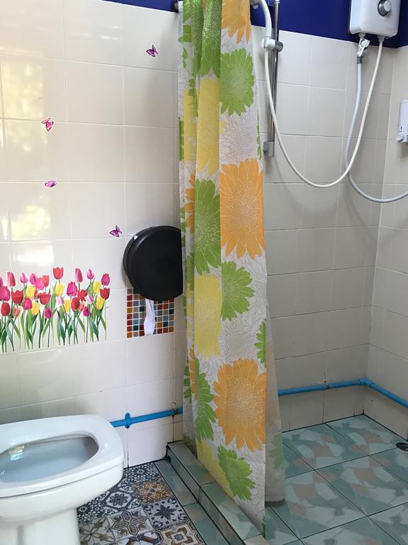 Siriwan Hostel Csiangmaj Kültér fotó