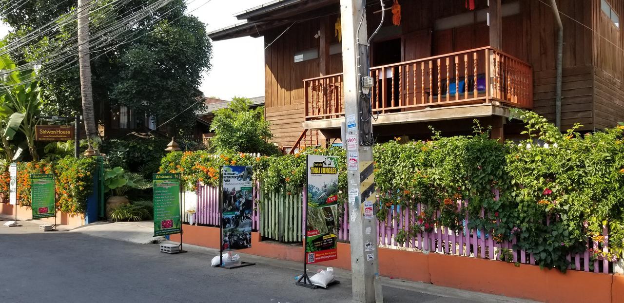 Siriwan Hostel Csiangmaj Kültér fotó