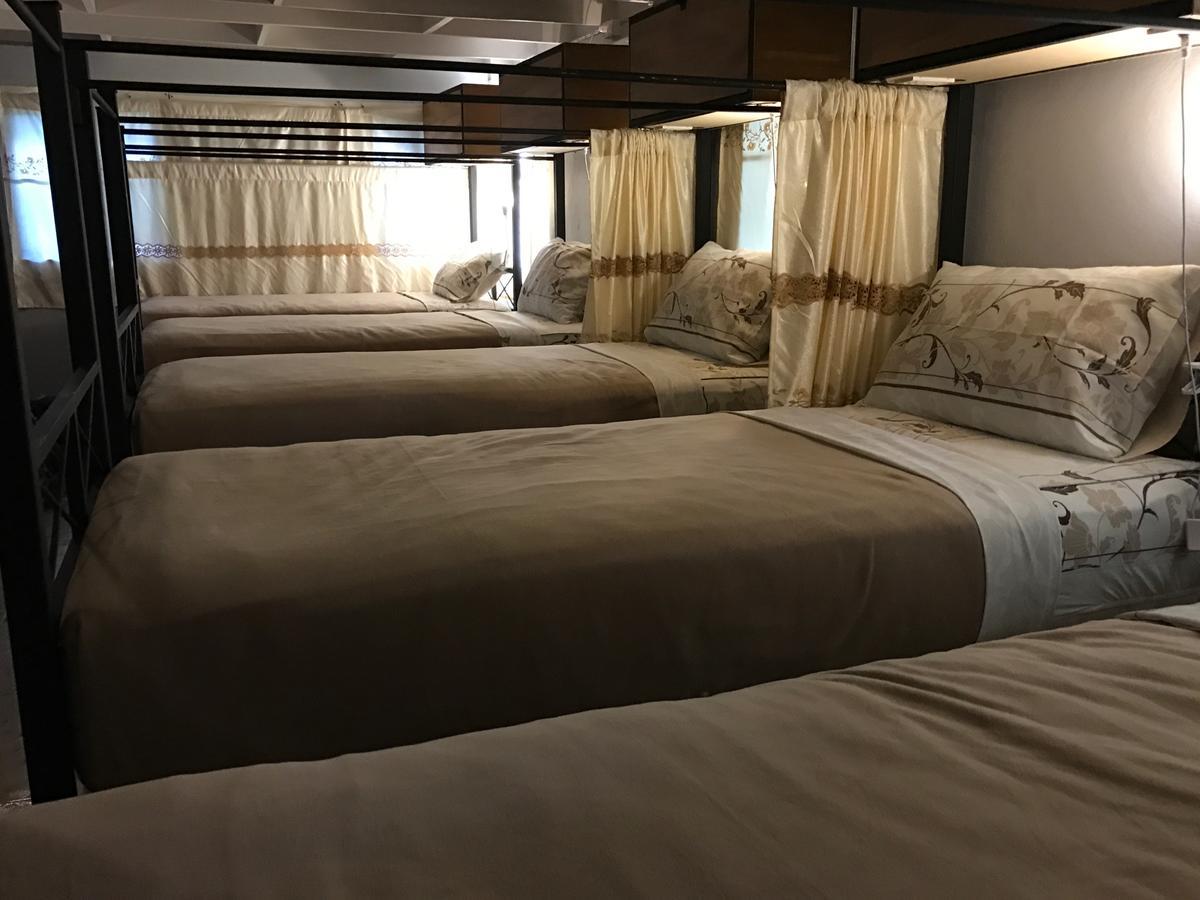Siriwan Hostel Csiangmaj Kültér fotó