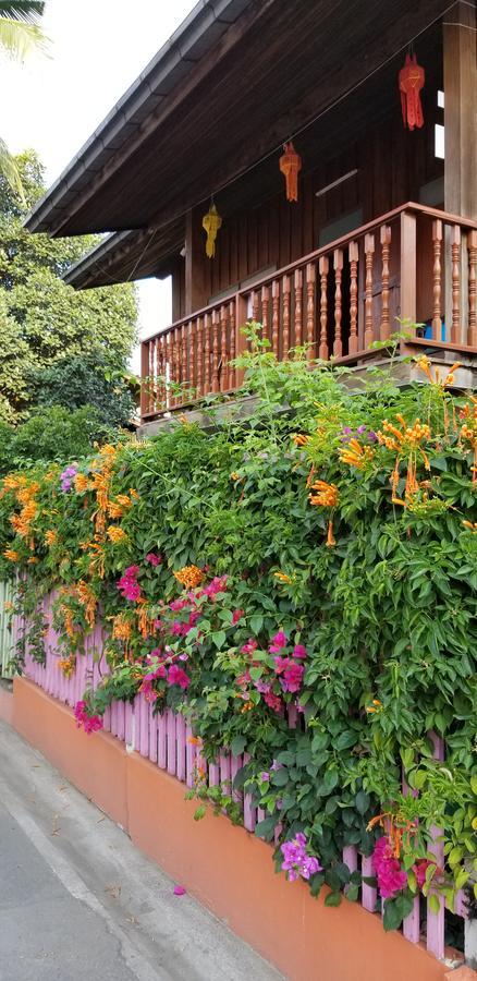 Siriwan Hostel Csiangmaj Kültér fotó