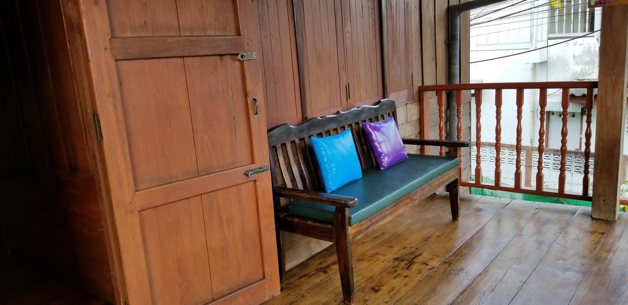 Siriwan Hostel Csiangmaj Kültér fotó