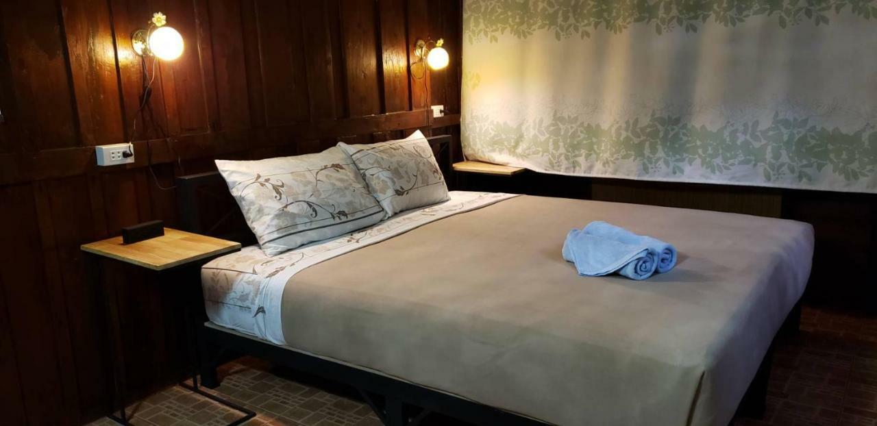Siriwan Hostel Csiangmaj Kültér fotó